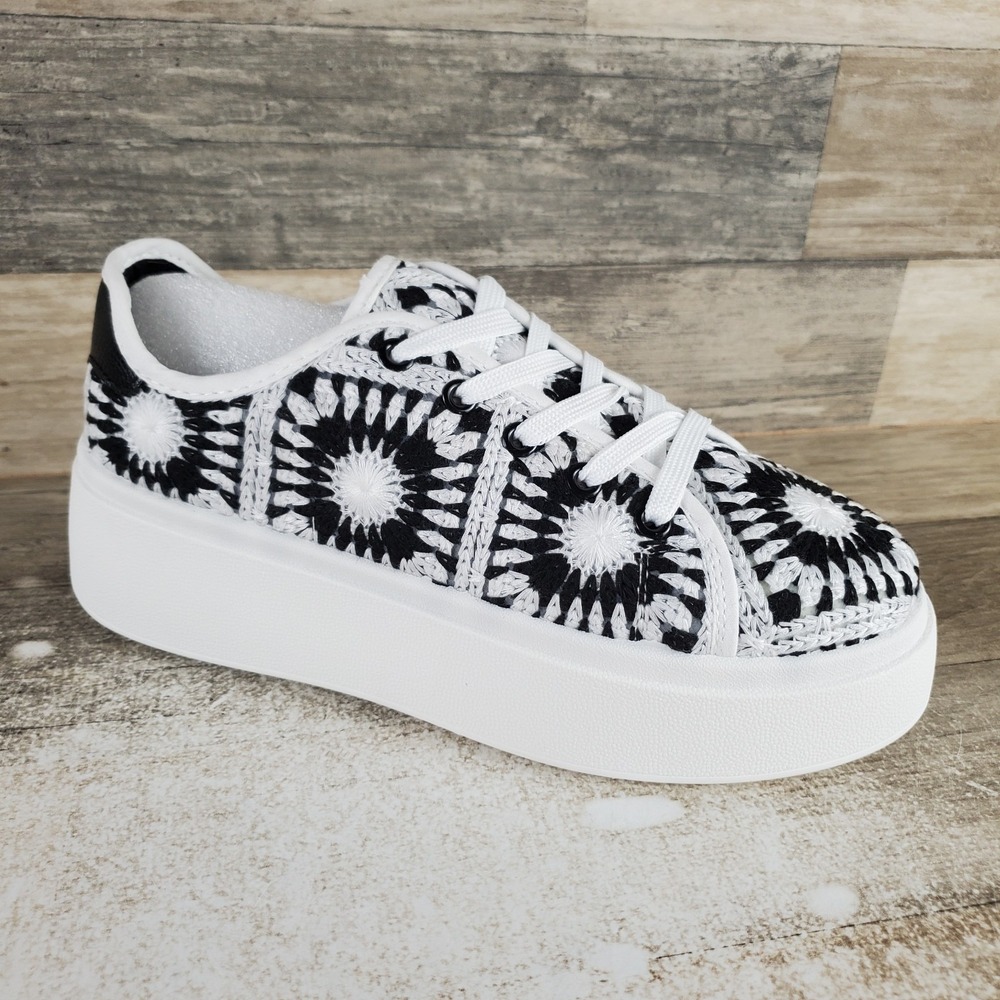 Dirty Laundry Recreation Womens Shoes Sz 6.5 Black White Multi Platform Sneakers